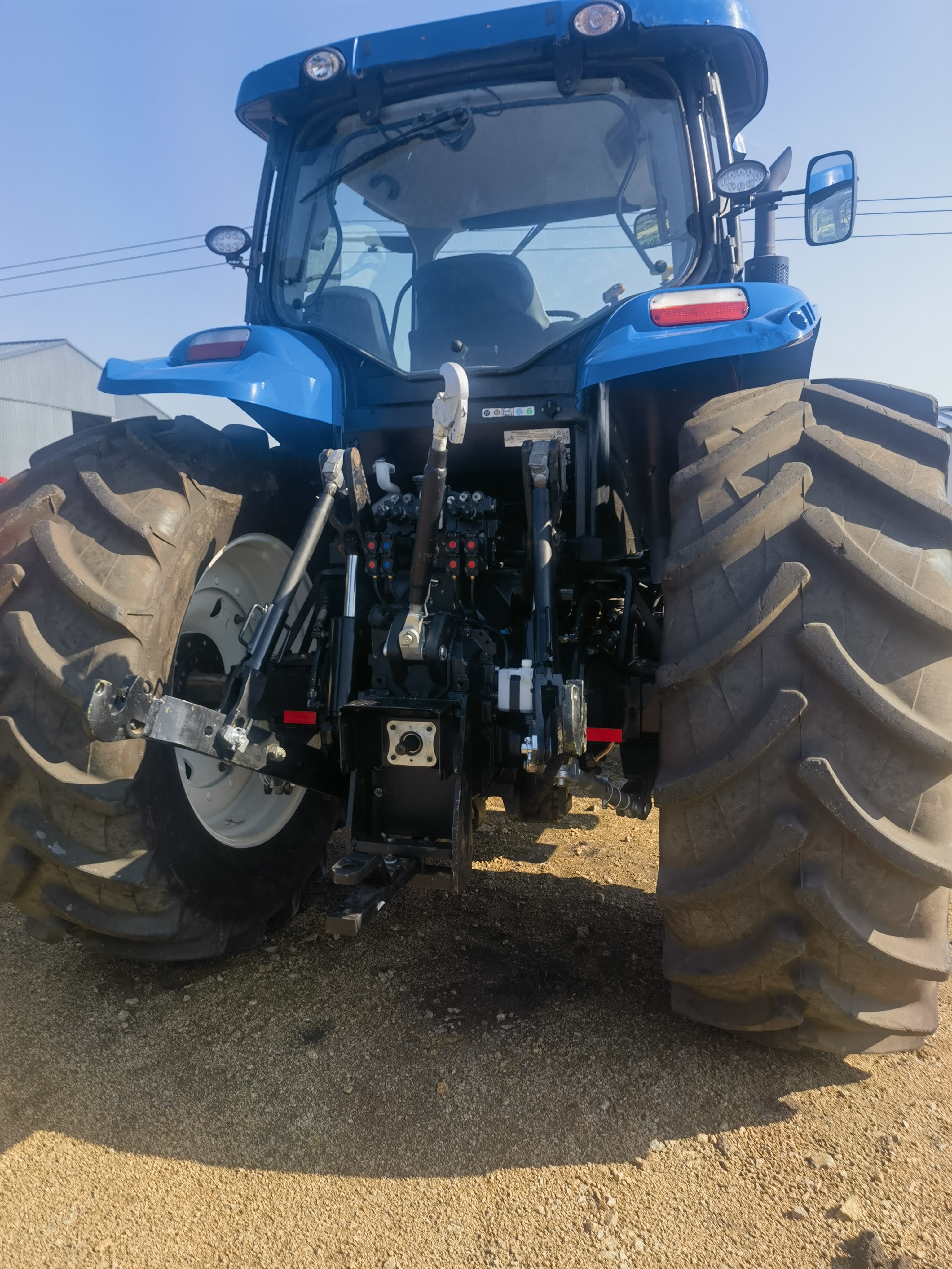 T2104-2012-4.jpg